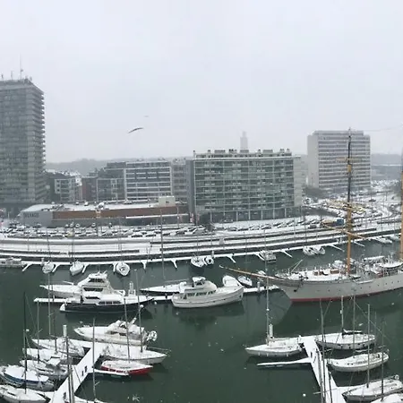 Penthouse Residentie Mercator, * 오스텐드