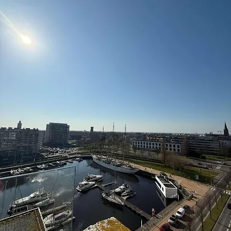 Apartment Penthouse Residentie Mercator, Ostend